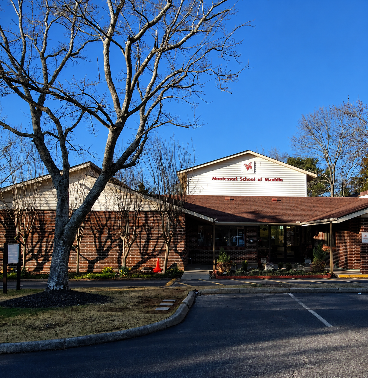 Montessori School of Mauldin facade